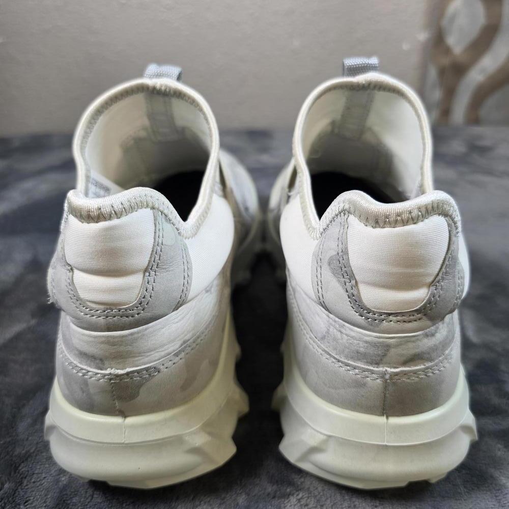 ECCO Women's Mx Low Slip on Leather Sneaker Sz 9-9.5 - Picture 7 of 11